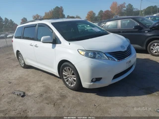 TOYOTA TOYOTA SIENNA XLE V6 8 PASSENGER