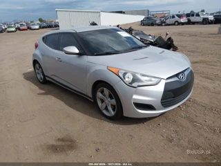 HYUNDAI HYUNDAI VELOSTER BASE W/BLACK
