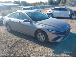 HYUNDAI HYUNDAI ELANTRA SE