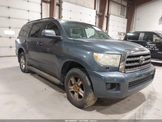 TOYOTA TOYOTA SEQUOIA SR5 5.7L V8