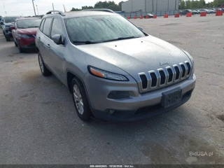 JEEP JEEP CHEROKEE LATITUDE FWD