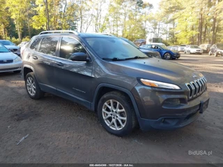 JEEP JEEP CHEROKEE LATITUDE PLUS FWD