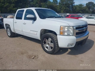 CHEVROLET CHEVROLET SILVERADO 1500 LT1