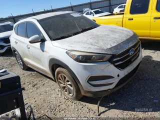 HYUNDAI HYUNDAI TUCSON SE