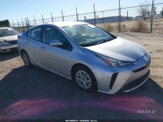 TOYOTA TOYOTA PRIUS LE