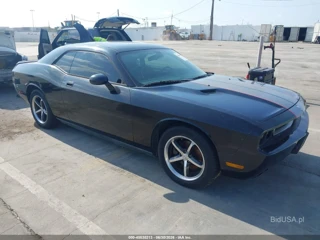 DODGE DODGE CHALLENGER SE