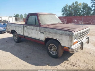 DODGE DODGE D-SERIES D100/D150