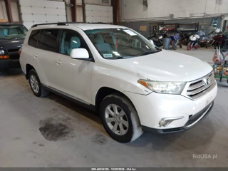 TOYOTA TOYOTA HIGHLANDER BASE V6
