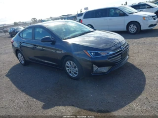 HYUNDAI HYUNDAI ELANTRA SE