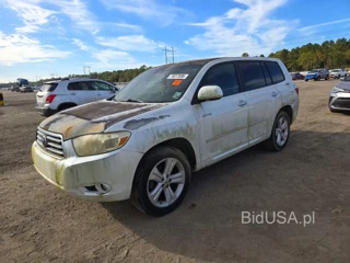 TOYOTA HIGHLANDER LIMITED
