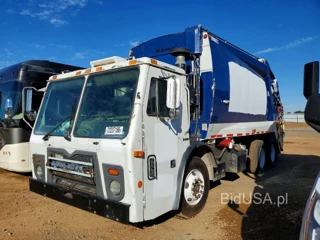 MACK LEU613