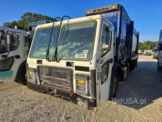 MACK LR600