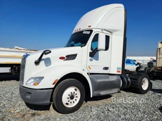 PETERBILT 579