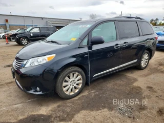 TOYOTA SIENNA XLE 7-PASSENGER