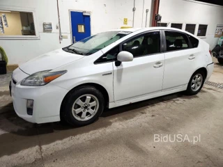 TOYOTA PRIUS IV