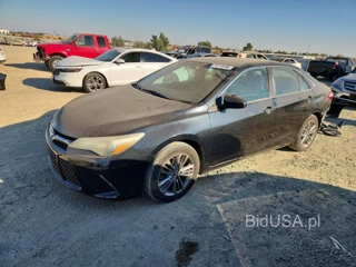 TOYOTA CAMRY SE