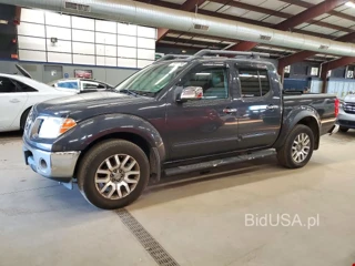 NISSAN FRONTIER SE V6