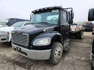 FREIGHTLINER M2 106 MEDIUM DUTY