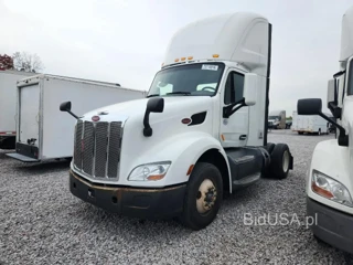 PETERBILT 579