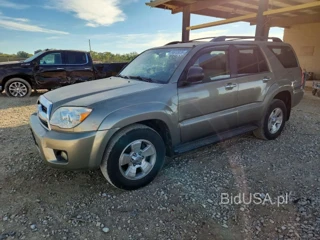 TOYOTA 4RUNNER SR5