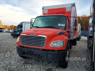 FREIGHTLINER M2