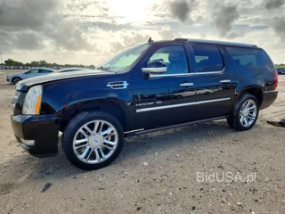 CADILLAC ESCALADE ESV PLATINUM