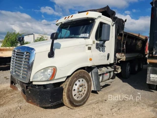 FREIGHTLINER CASCADIA