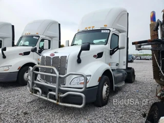 PETERBILT 579