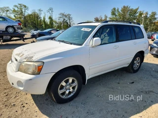 TOYOTA HIGHLANDER BASE