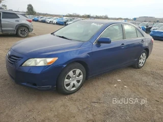 TOYOTA CAMRY BASE