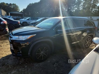 TOYOTA HIGHLANDER XLE