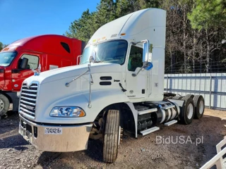 MACK CXU613