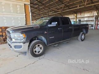 RAM 2500 TRADESMAN