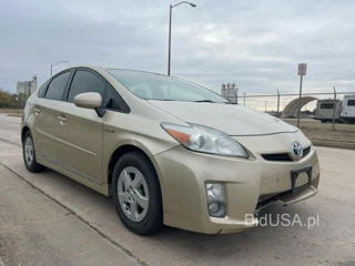 TOYOTA PRIUS THREE