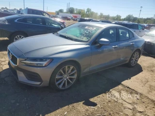 VOLVO S60 T6 MOMENTUM