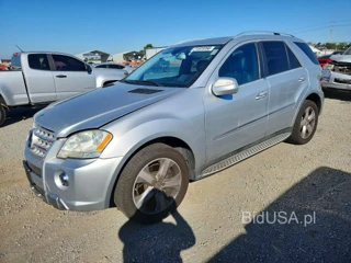 MERCEDES-BENZ ML 550