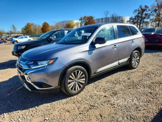 MITSUBISHI OUTLANDER SE