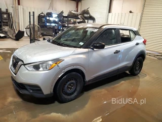 NISSAN KICKS S