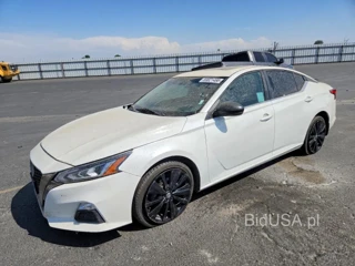 NISSAN ALTIMA SR