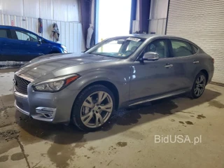 INFINITI Q70L 3.7
