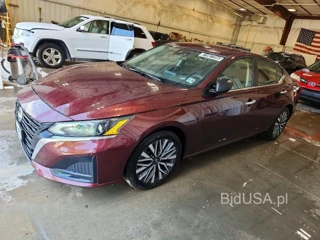 NISSAN ALTIMA SV