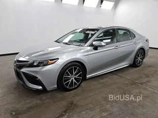 TOYOTA CAMRY SE