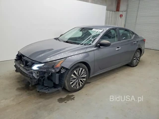NISSAN ALTIMA SV