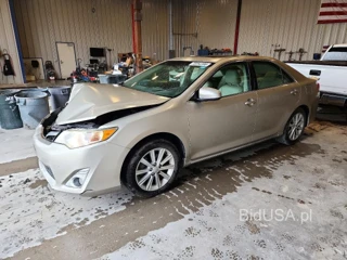 TOYOTA CAMRY XLE