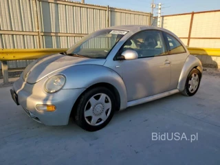 VOLKSWAGEN NEW BEETLE GLS