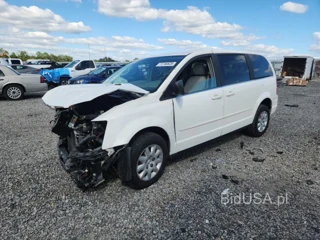 CHRYSLER TOWN & COUNTRY LX