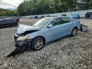 TOYOTA CAMRY XLE V6