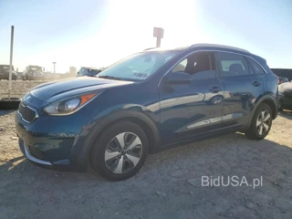 KIA NIRO LX
