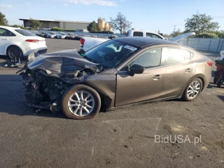 MAZDA 3 GRAND TOURING