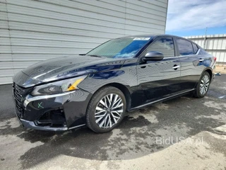 NISSAN ALTIMA SV